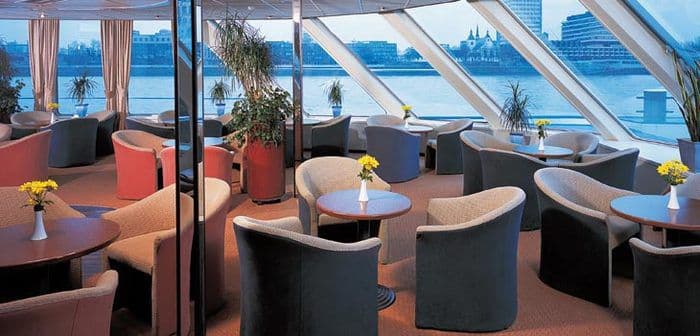 Saga River Cruises Filia Rheni II Interior Bar Lounge.jpg